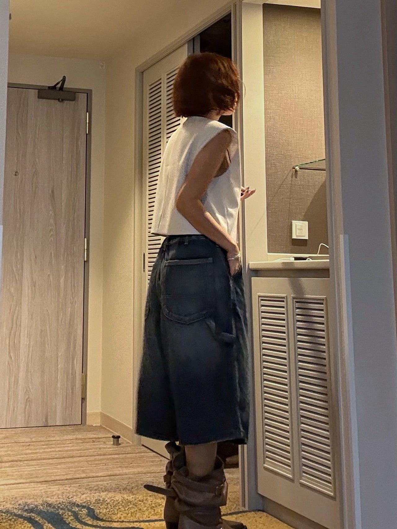 圓領單排扣氣質短馬甲