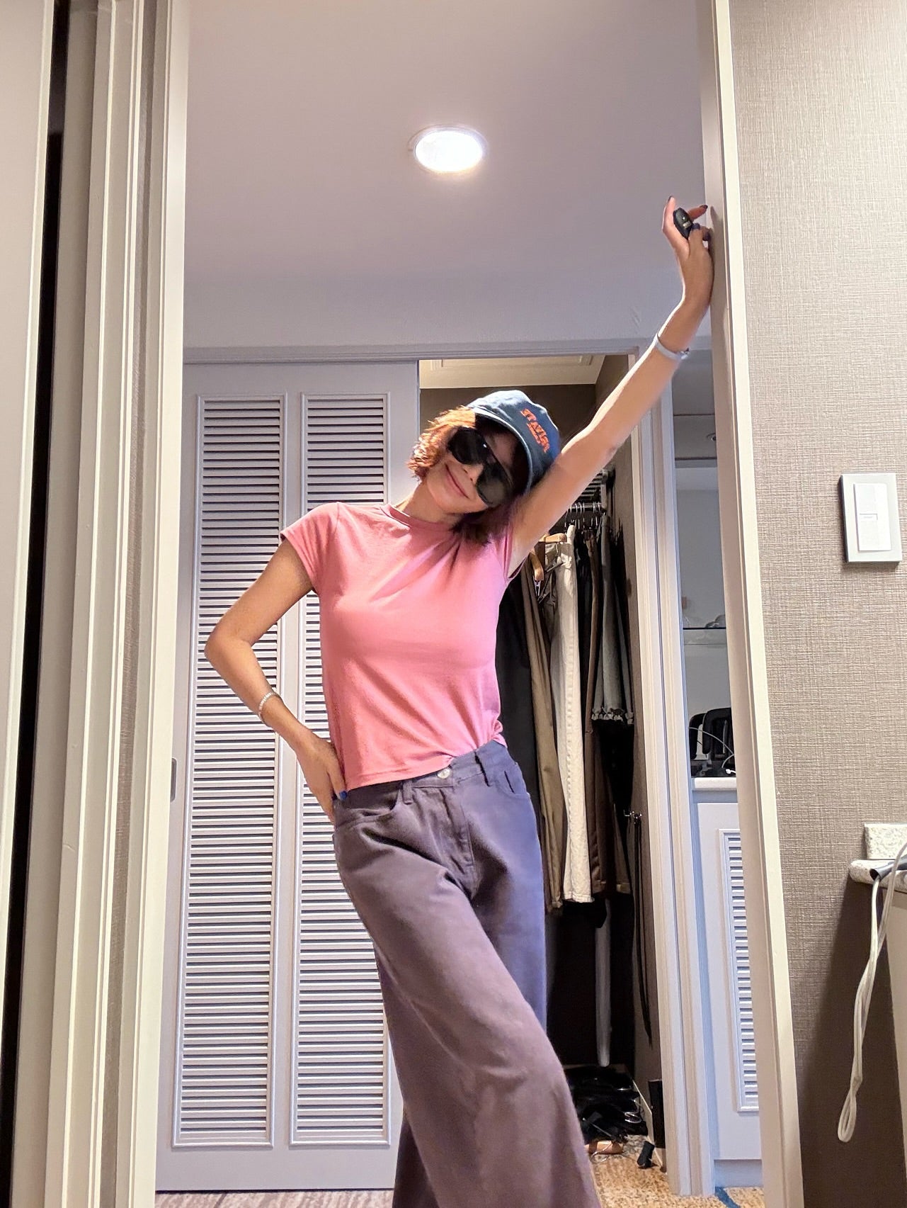 圓領淨版顯瘦百搭短袖T卹