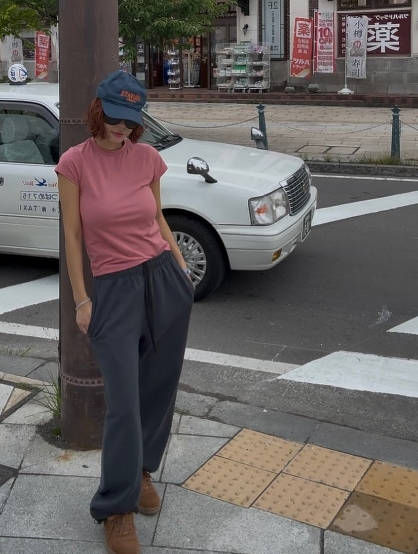 圓領淨版顯瘦百搭短袖T卹