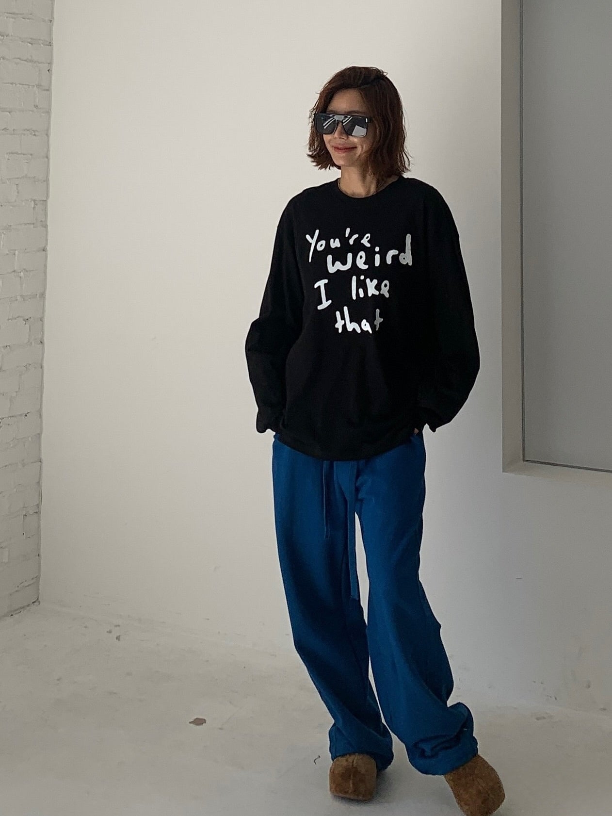 圓領字母落肩長袖T卹