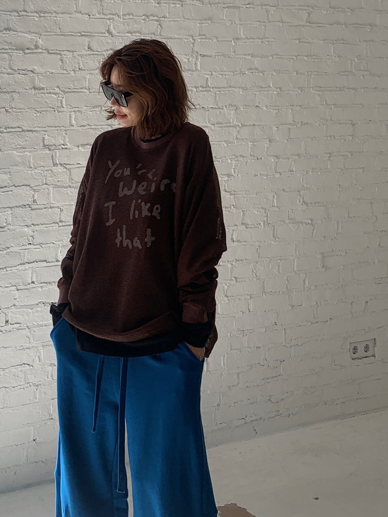 圓領字母落肩長袖T卹