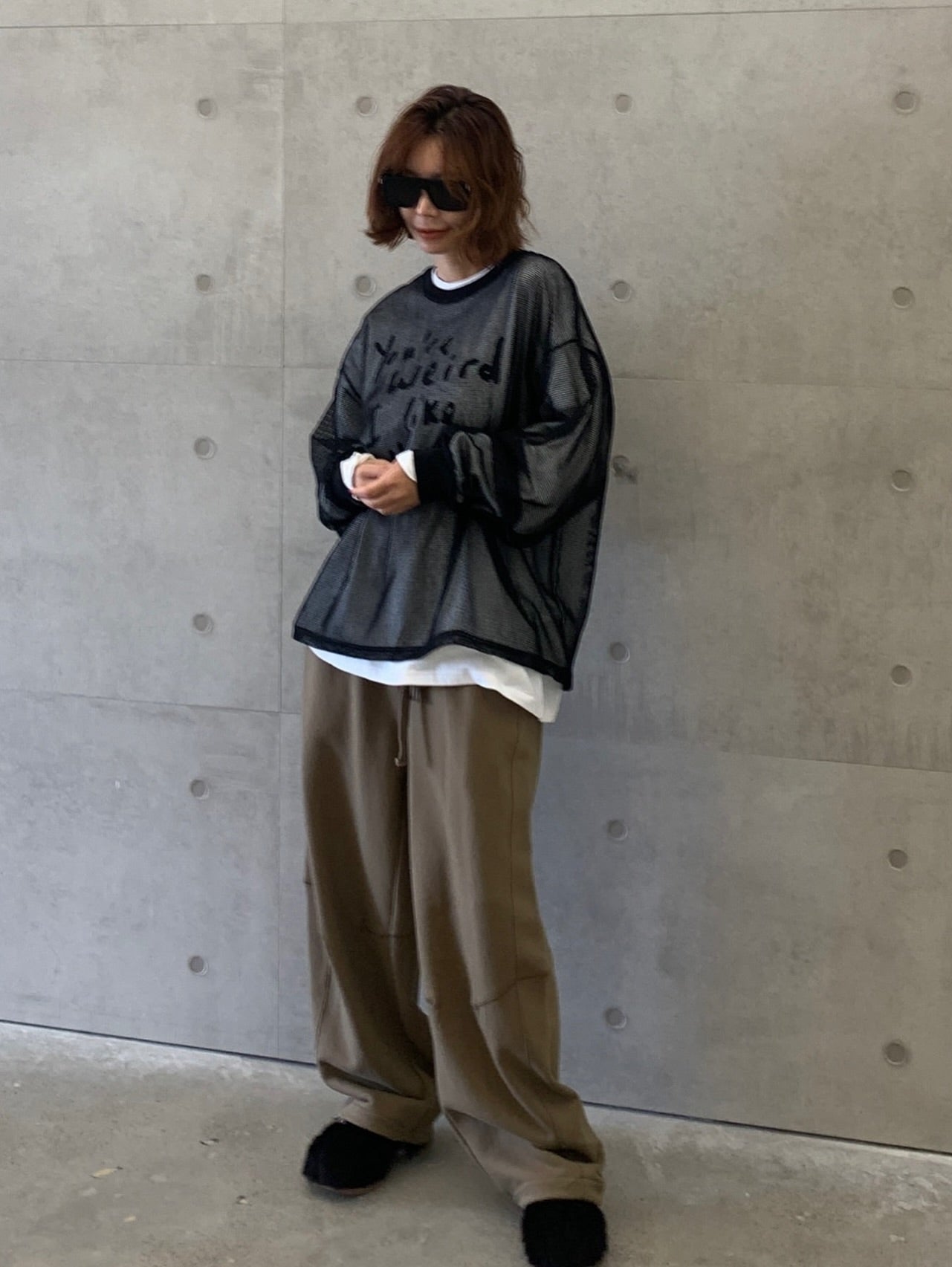 圓領字母落肩長袖T卹