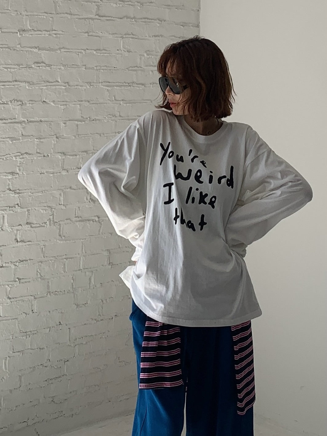 圓領字母落肩長袖T卹