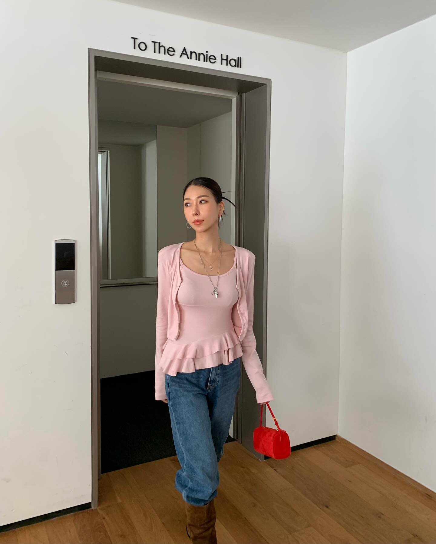 顯瘦荷葉邊吊帶開襟衫兩件套