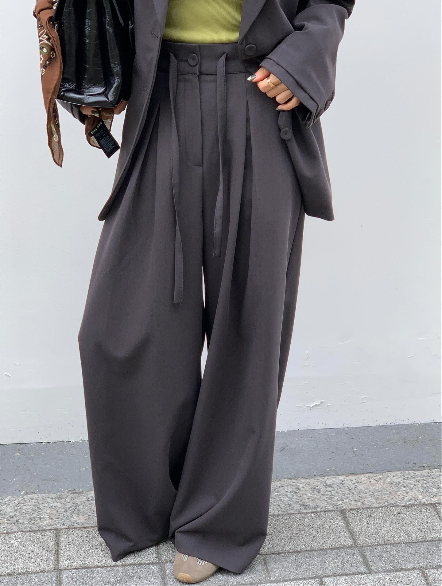 垂感鬆弛感純色西裝長褲