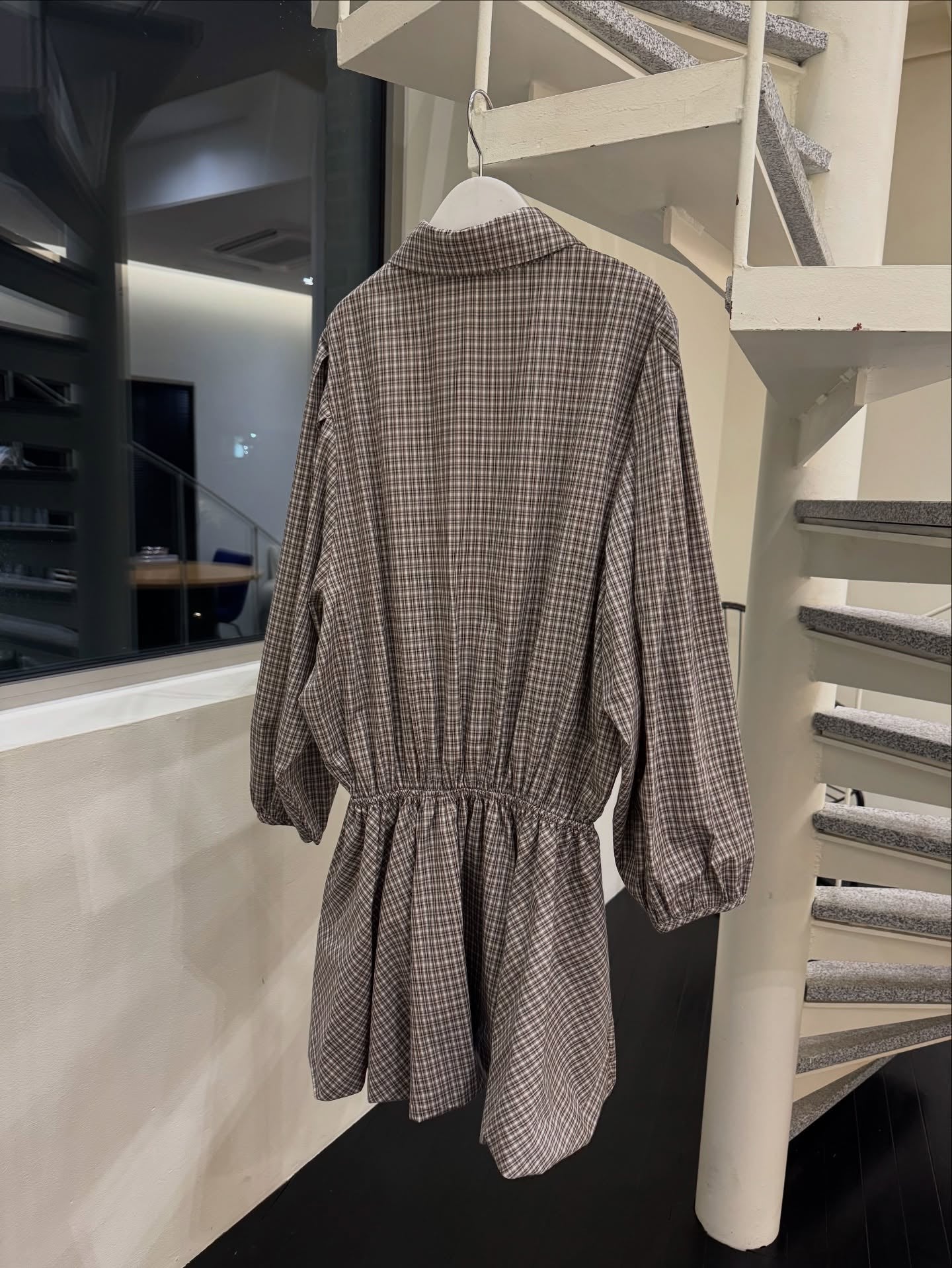 復古通勤格紋襯衫收腰連身裙