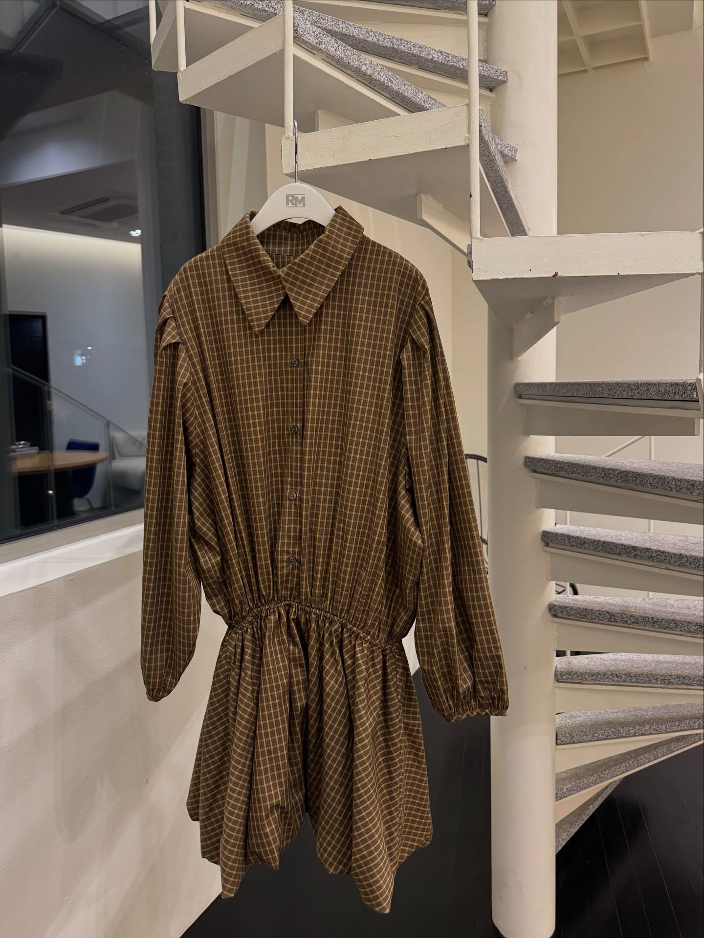 復古通勤格紋襯衫收腰連身裙