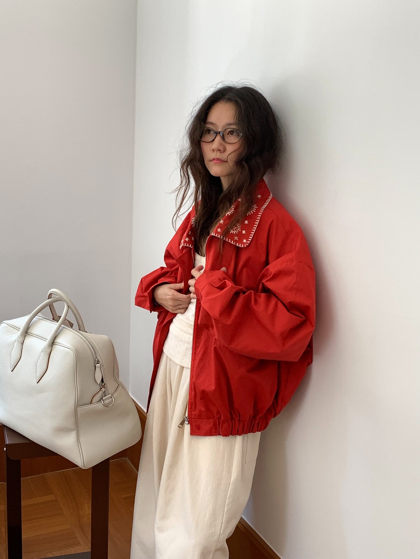 花卉刺繡領拉鏈薄外套