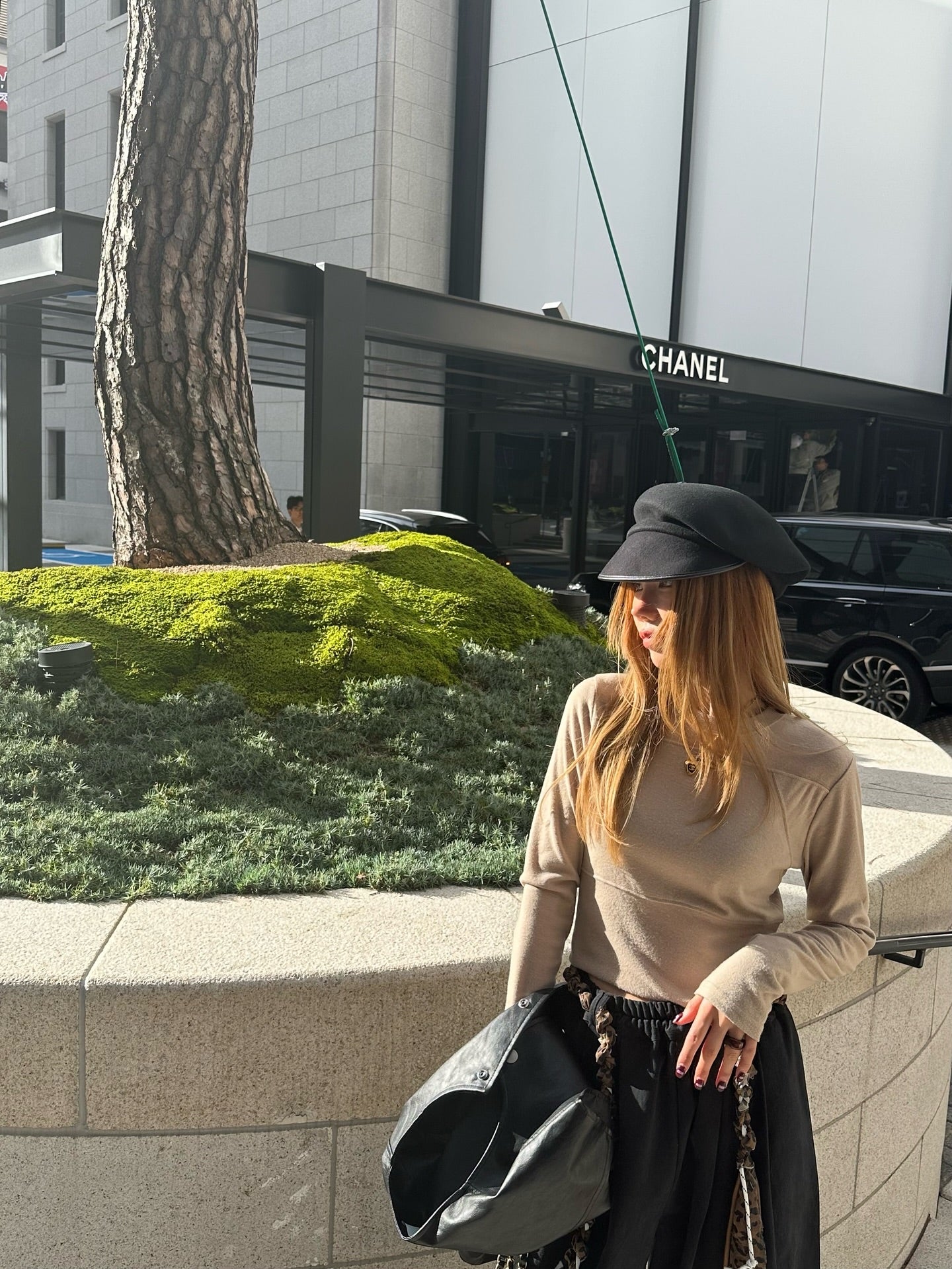 小標圓領修身短款長袖T恤