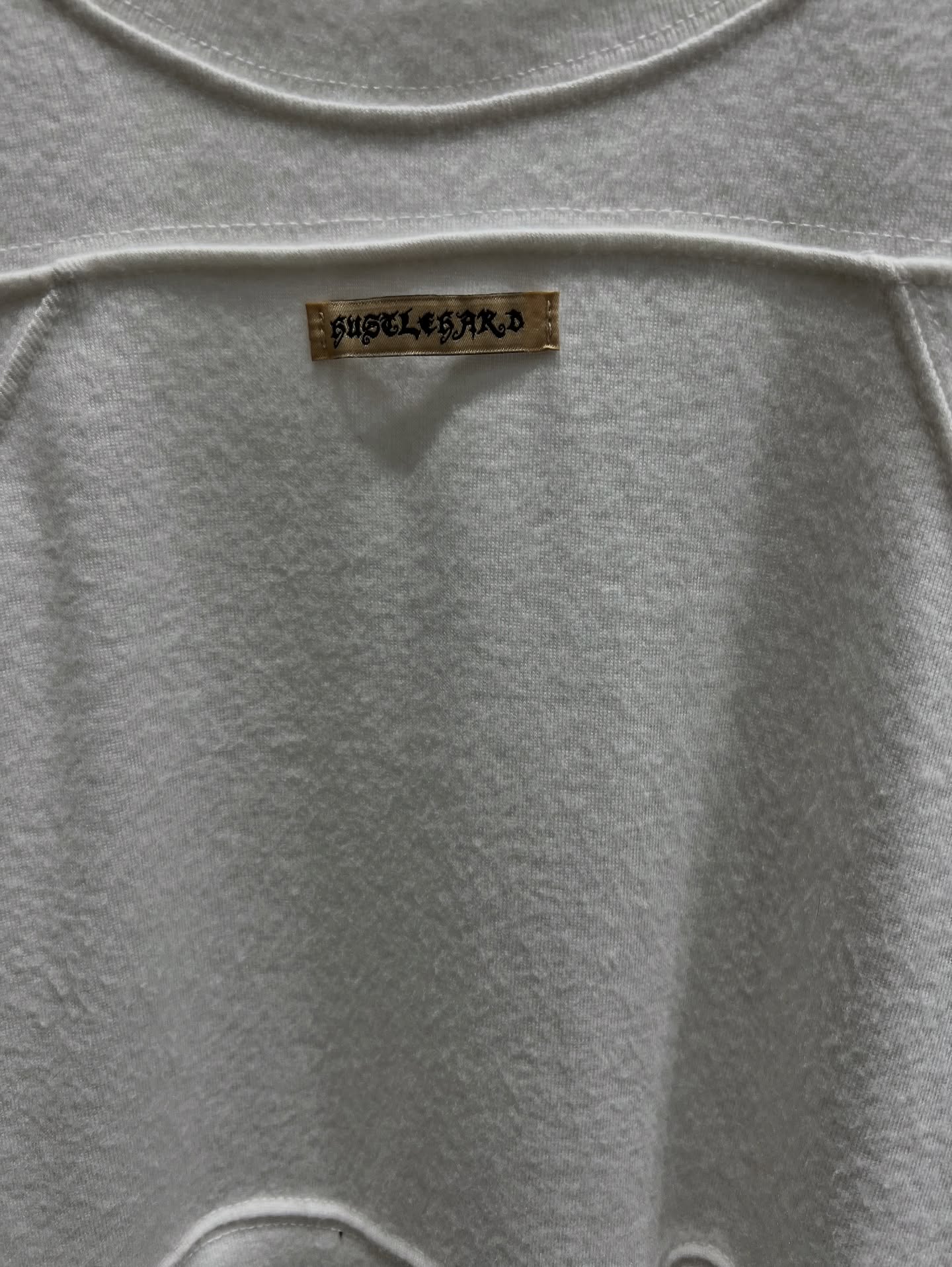 小標圓領修身短款長袖T恤