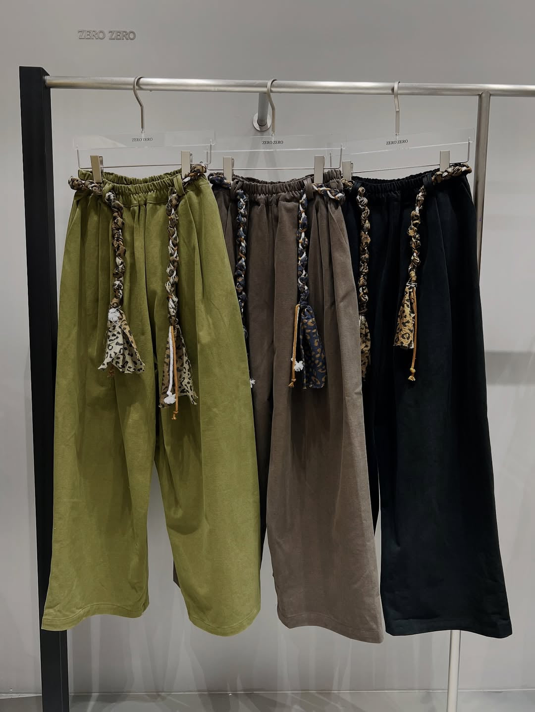 鬆緊腰豹紋腰帶休閒闊腿長褲