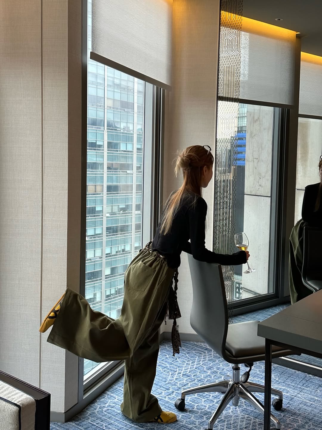 鬆緊腰豹紋腰帶休閒闊腿長褲