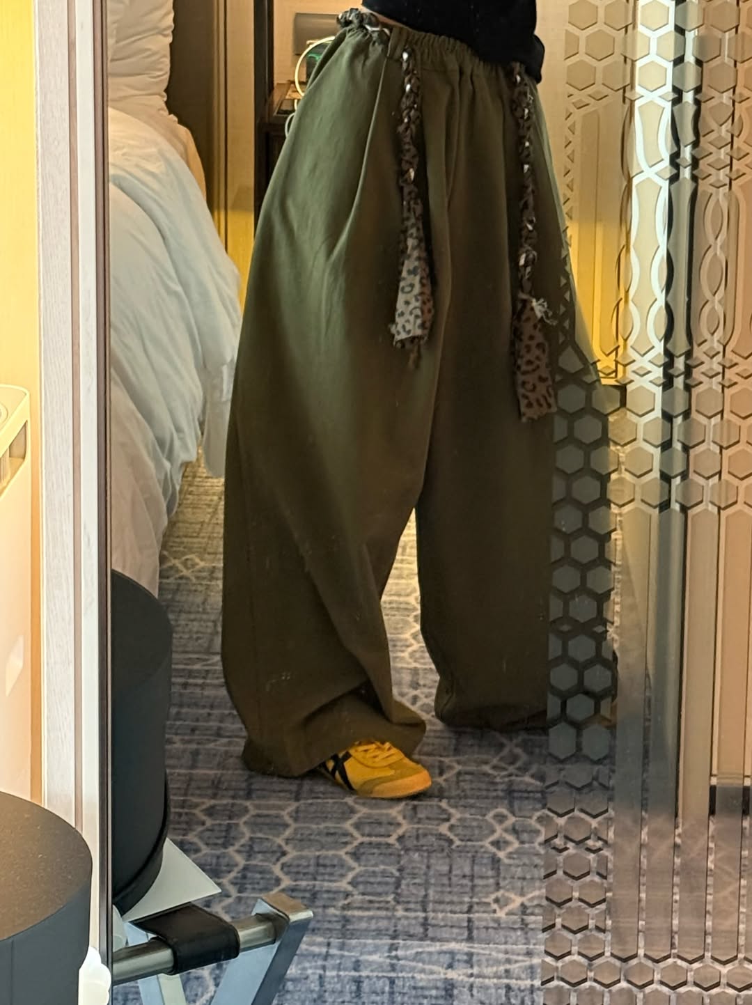 鬆緊腰豹紋腰帶休閒闊腿長褲