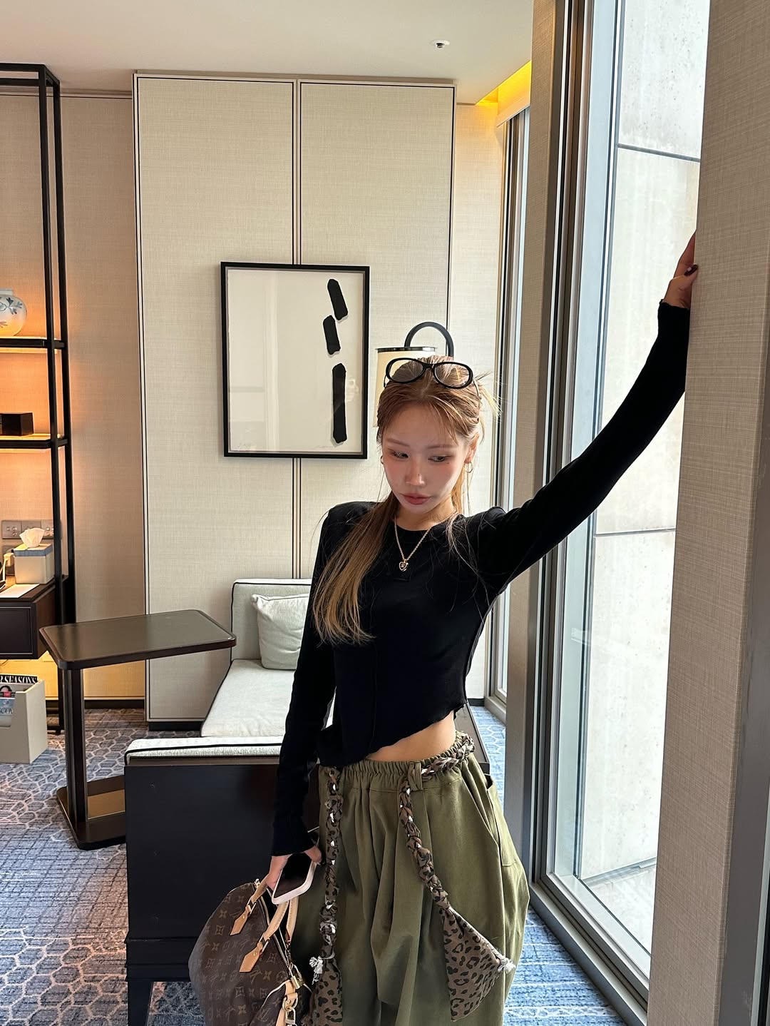 鬆緊腰豹紋腰帶休閒闊腿長褲