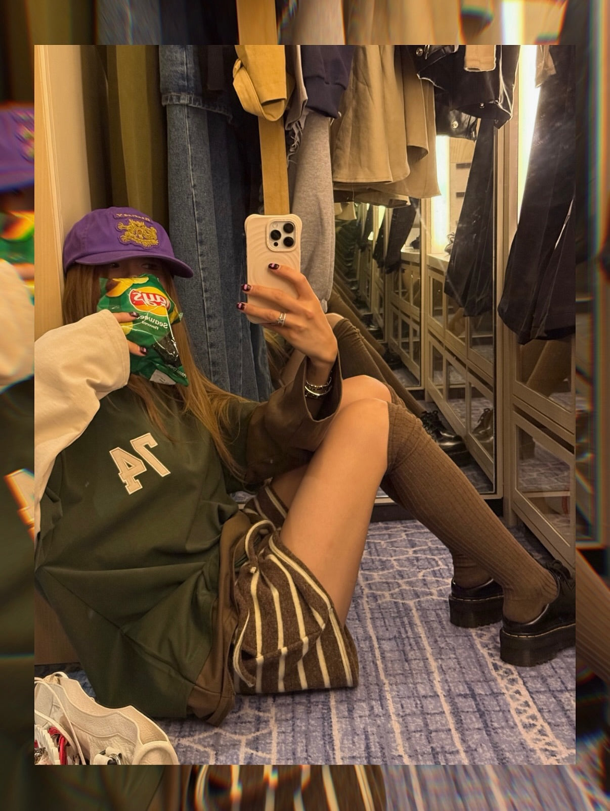 鬆緊腰抽繩條紋針織短褲