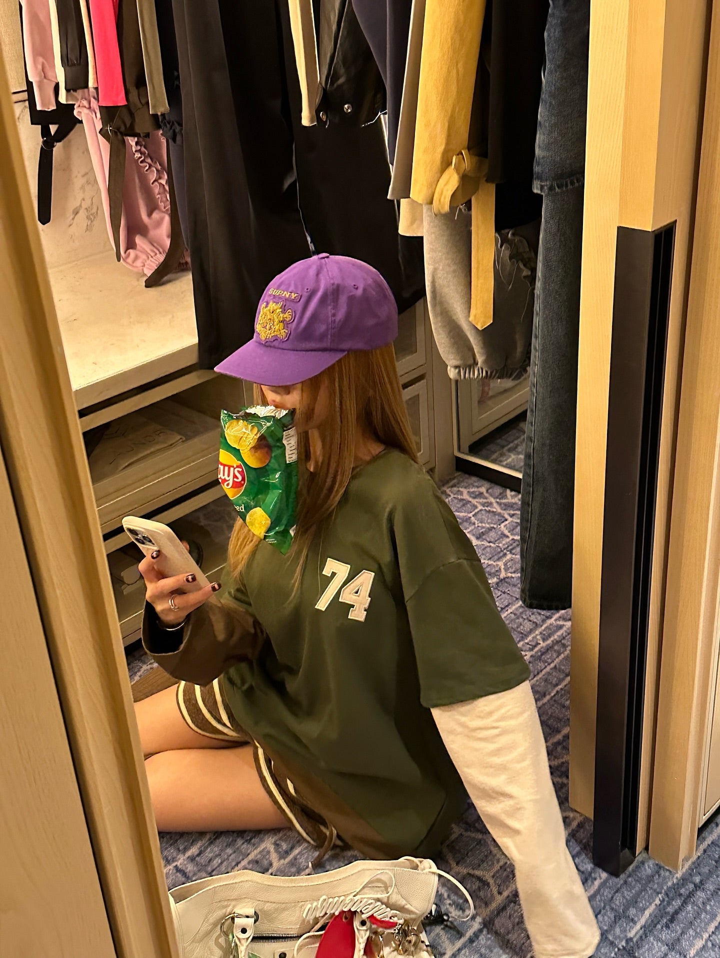 鬆緊腰抽繩條紋針織短褲