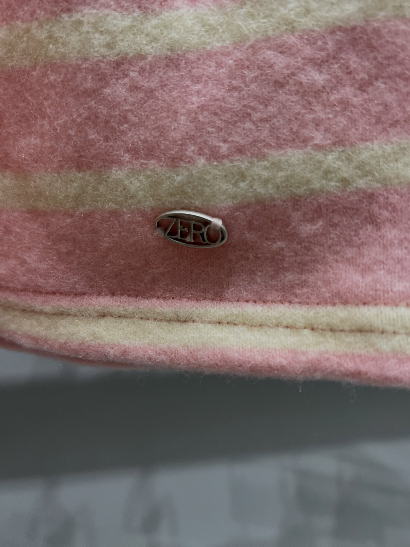 鬆緊腰抽繩條紋針織短褲