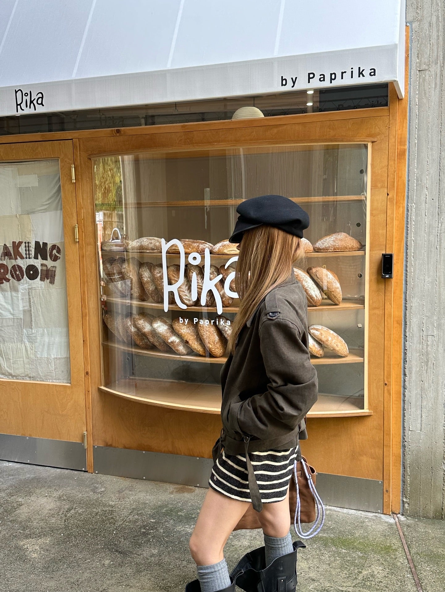 鬆緊腰抽繩條紋針織短褲