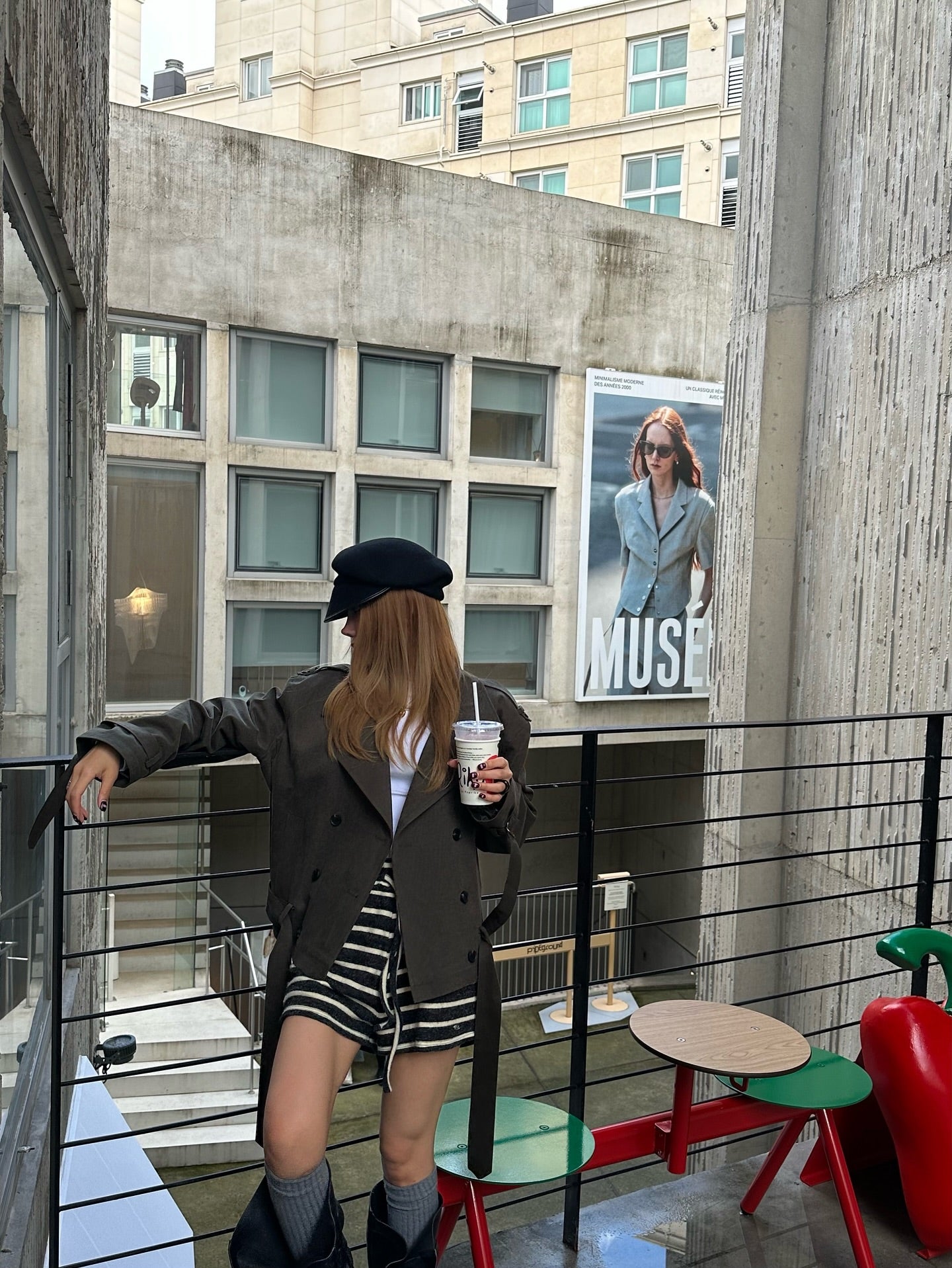 鬆緊腰抽繩條紋針織短褲