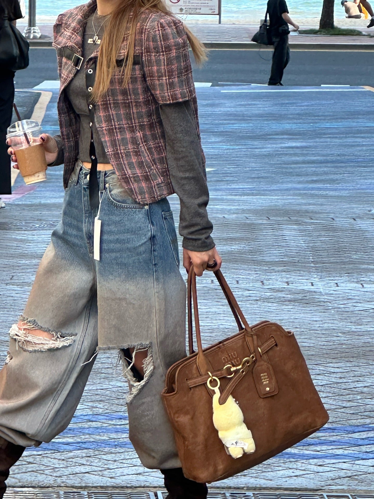 設計感破洞漸變百搭闊腿牛仔褲