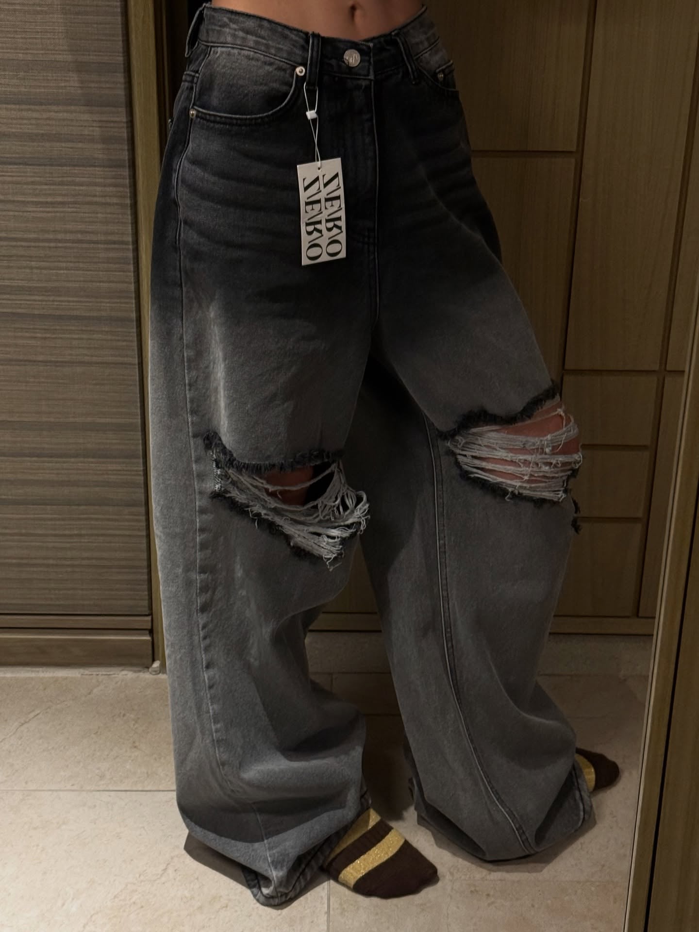 設計感破洞漸變百搭闊腿牛仔褲