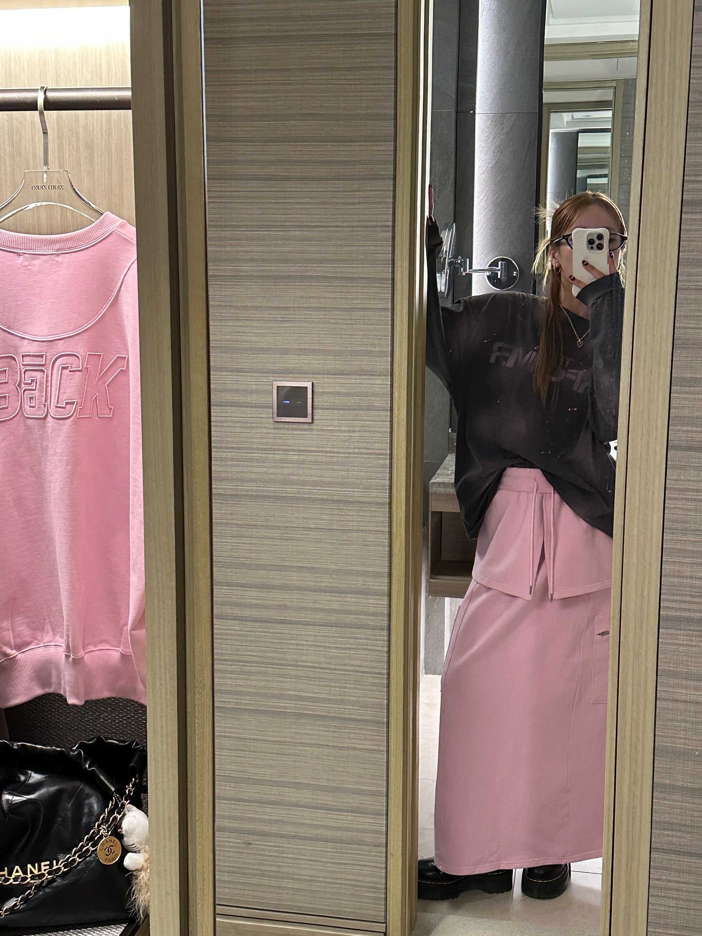 圓領後背字母刺繡寬鬆運動薄外套